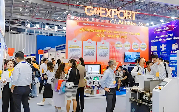 深圳展位裝修技巧:色彩搭配、動線設計與展品陳列