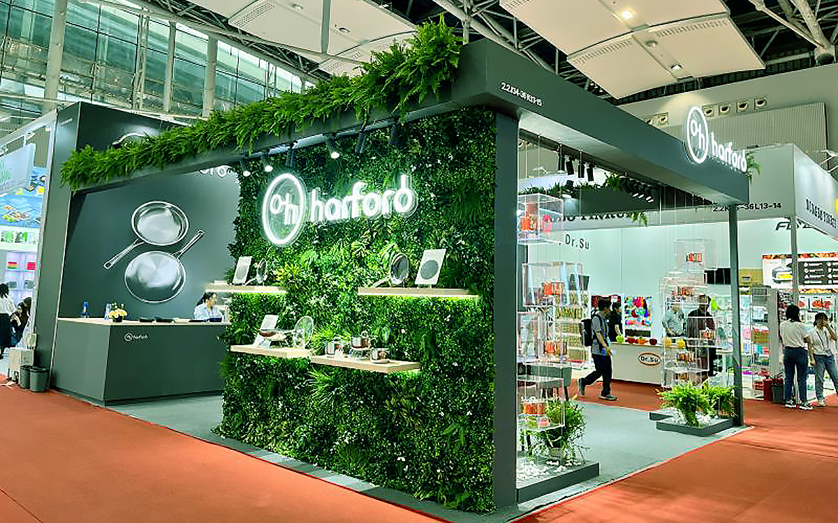 在高交會(huì)展臺(tái)布置中,使用綠植需要注意的問題 在高交會(huì)展臺(tái)布置中,使用綠植需要注意的問題