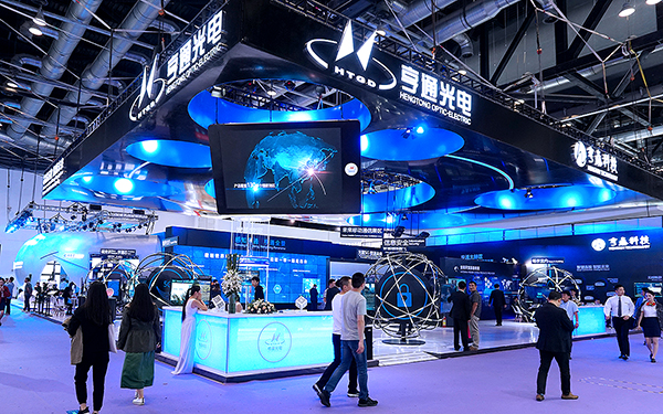 在深圳展覽會搭建中，如何通過視覺陳列吸引顧客？